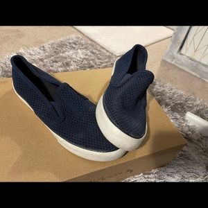 Women’s Sperry Boat Shoes size 7.5